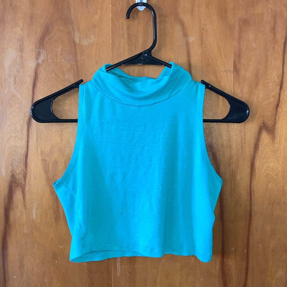 4/$15 Teal/Green Crop Top